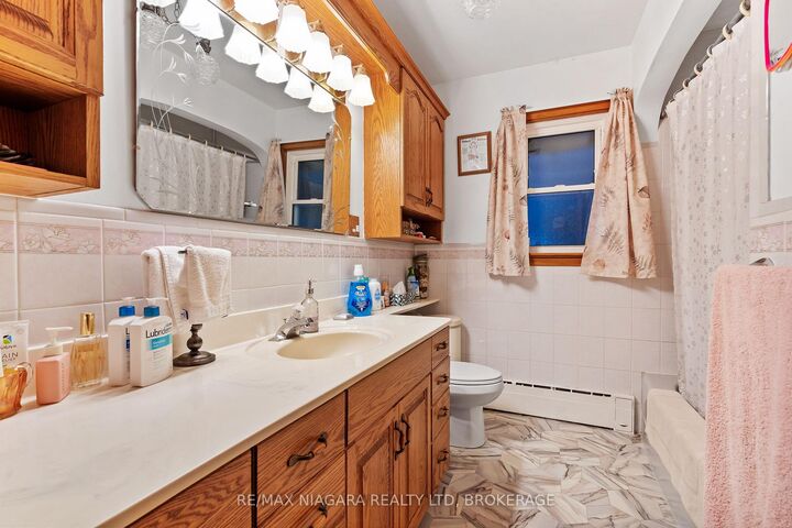Property Photo: 419 Steele Street ON L3K 4Y1