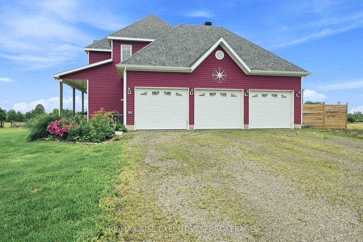 Property Photo: 1058 Weedmark Road ON K0G 1G0