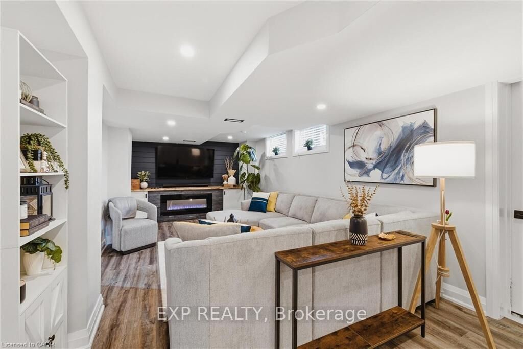 Property Photo: 120 Elgin Crescent ON N2J 2S4