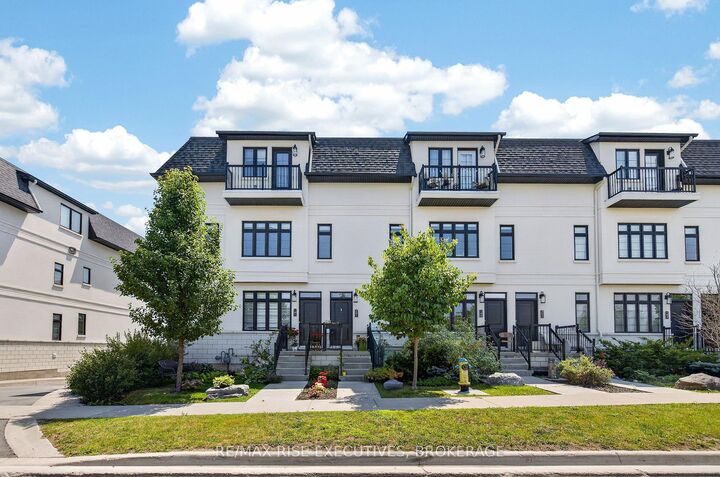 Photo de la propriété:  1015 Terra Verde Way 201  ON K7P 0T8 