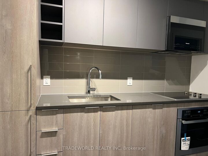 Property Photo:  2031 Kennedy Road 1023  ON M1T 0B8 