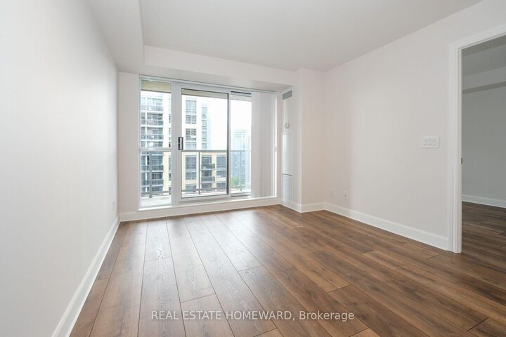 Property Photo:  5 Michael Power Place 1805  ON M9A 0A3 
