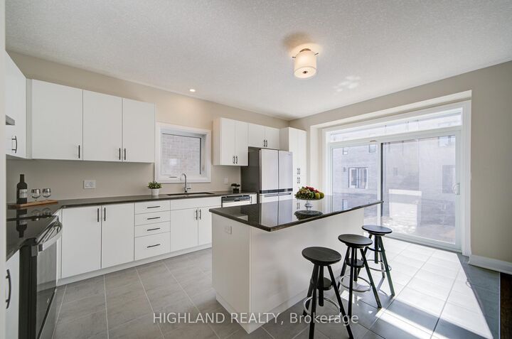 Property Photo: 565 Balsam Popar Street ON N2V 0H8