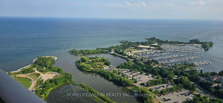 Property Photo: 30 Shore Breeze Drive 5308 ON M8V 0J1