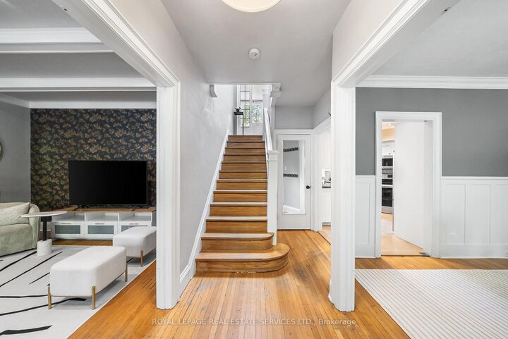 Property Photo: 202 Dinnick Crescent ON M4N 1M3