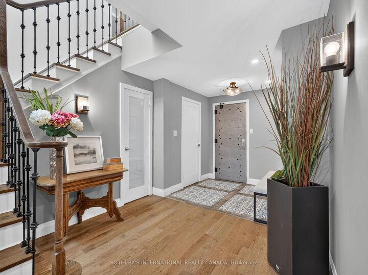 Property Photo: 1400 Dixie Road 1510 ON L5E 3E1