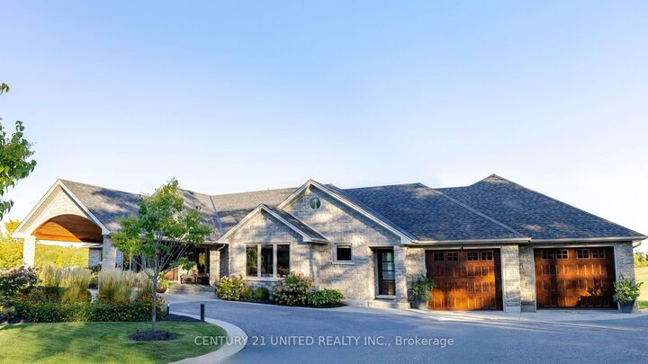 Property Photo:  7 Maplehill Drive  ON K9J 0E5 
