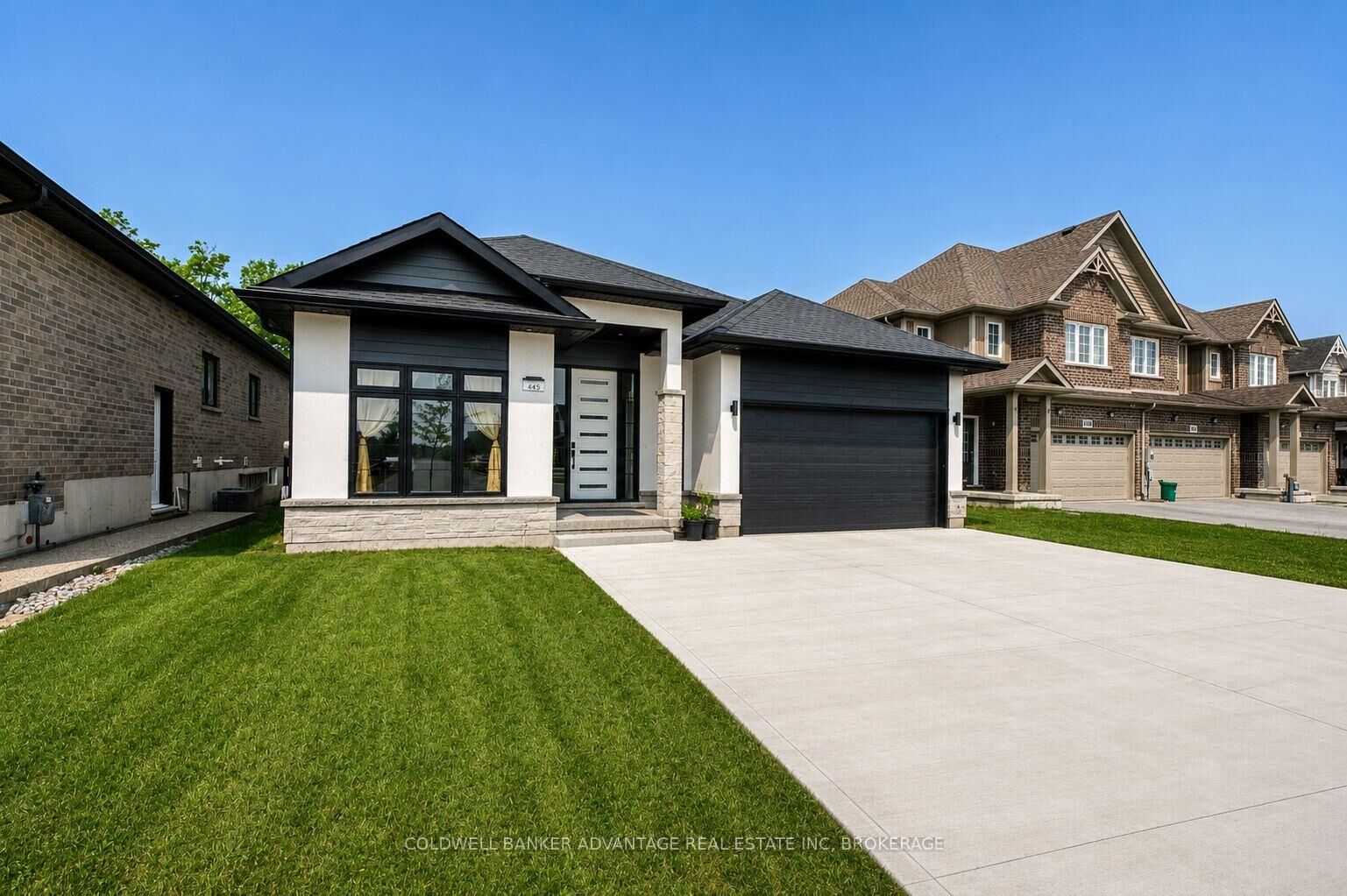 Property Photo: 445 Julia Drive ON L3C 0E7