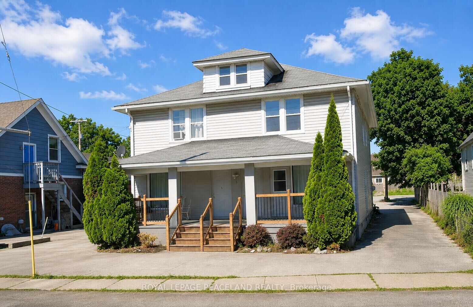 Property Photo: 4087 Portage Road 4 ON L2E 6A2