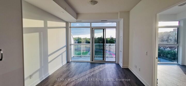 Property Photo:  251 Manitoba Street 620  ON M8Y 4G9 