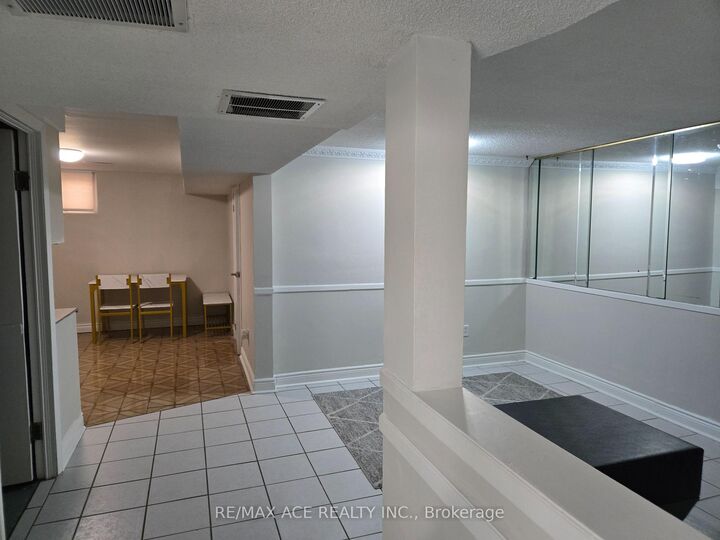 Property Photo:  65 Dellbrook Crescent Bsmt  ON M9L 1E3 