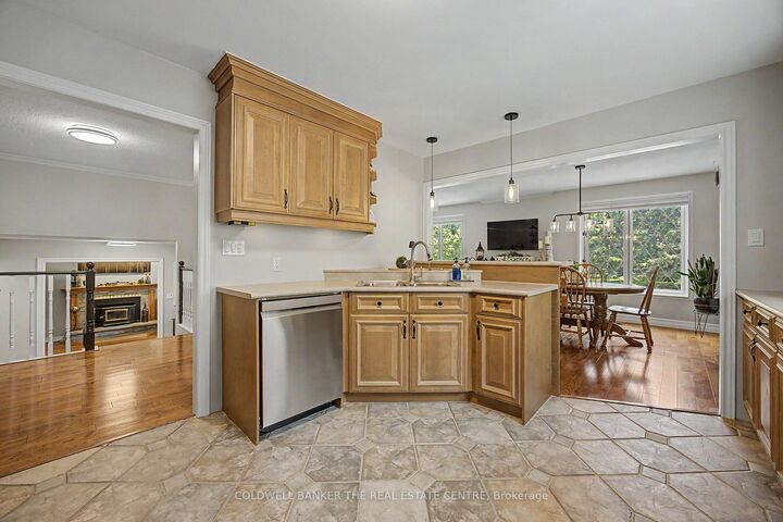 Property Photo: 85 Wright Crescent ON L7E 3X6
