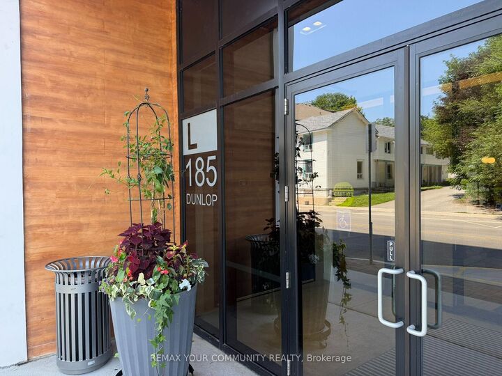 Property Photo: 185 Dunlop Street E 303 ON L4M 0L7