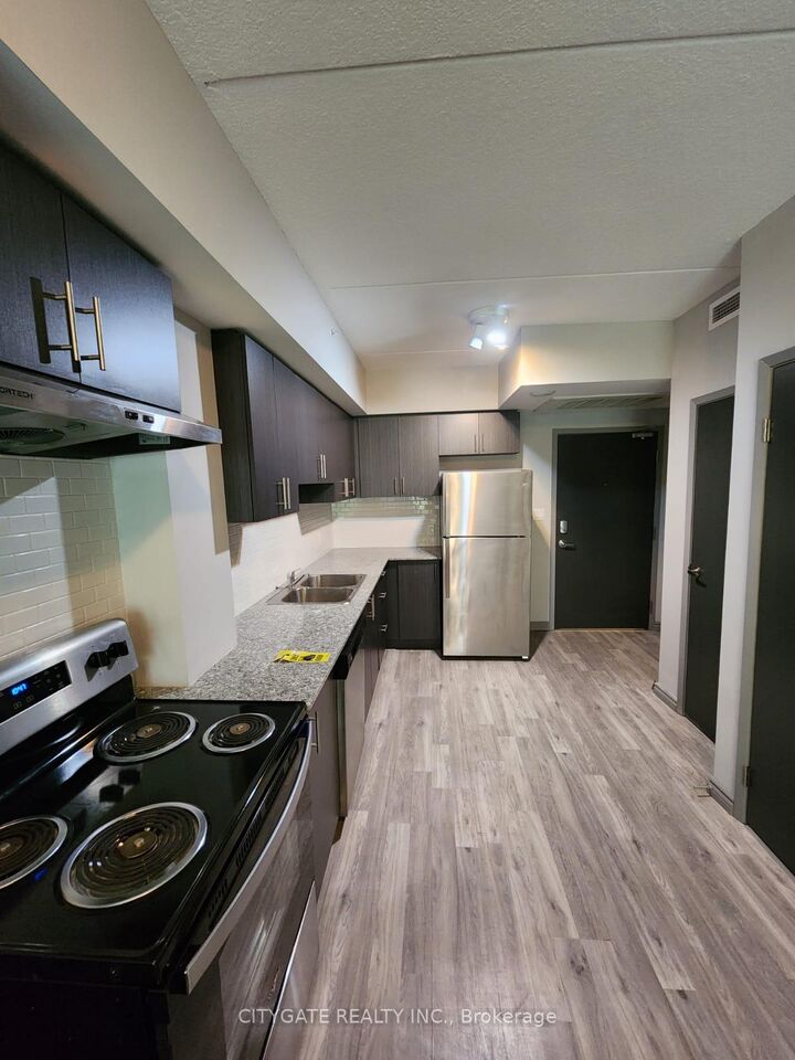 Property Photo:  275 Larch Street B115  ON N2L 3R2 