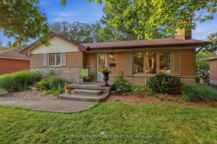 Property Photo: 415 Randol Drive ON N6J 1C5