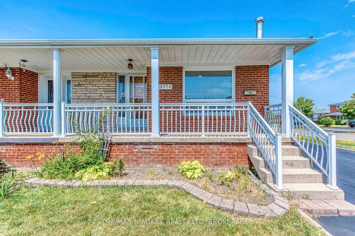 Property Photo: 3778 Corliss Crescent ON L4T 2Z5