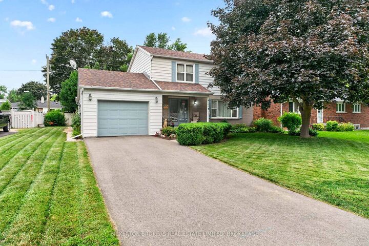 160 Elmwood Drive — photo 1