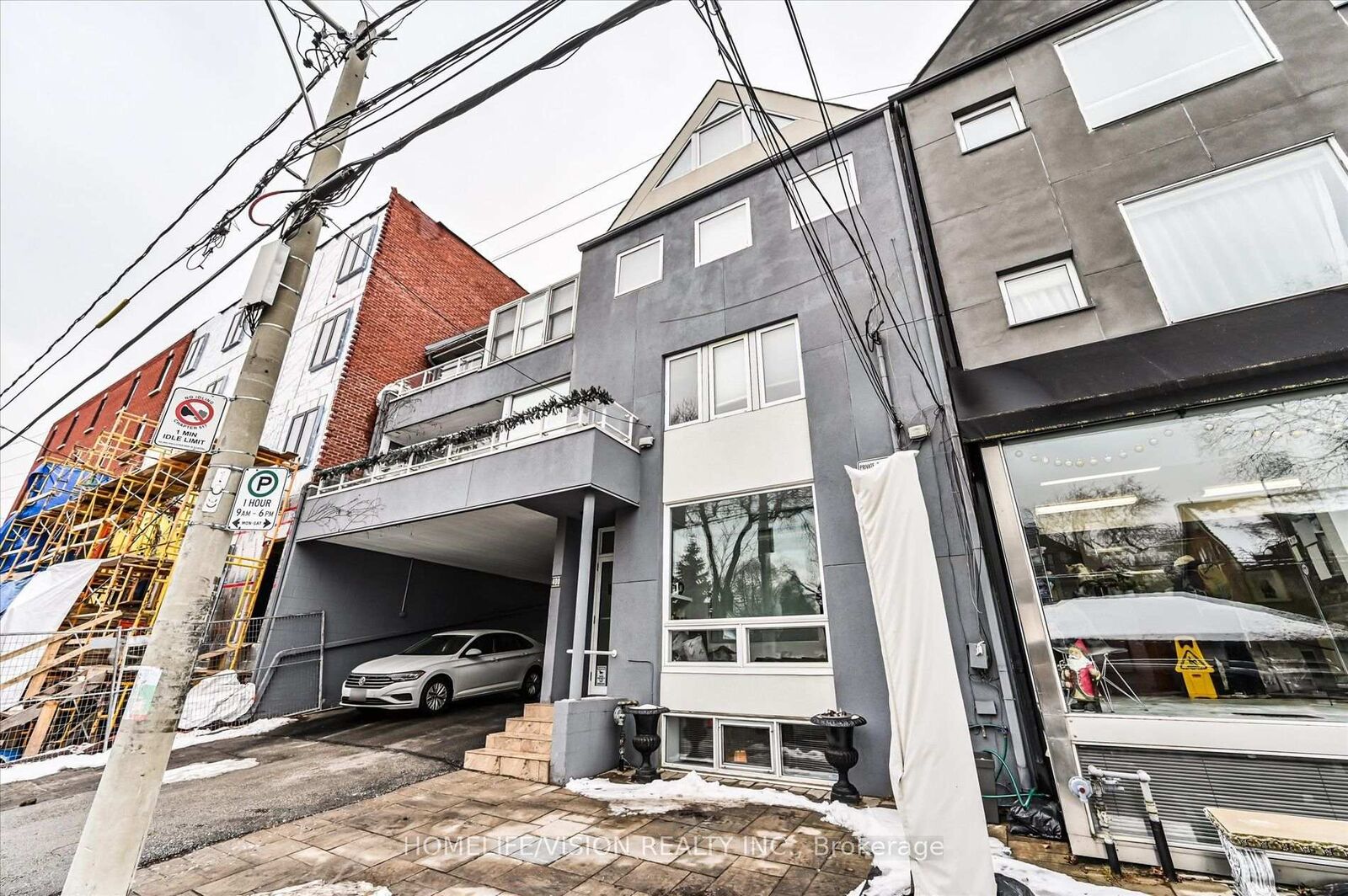 Photo de la propriété: 400 Summerhill Avenue 2nd Flr ON M4W 2E4