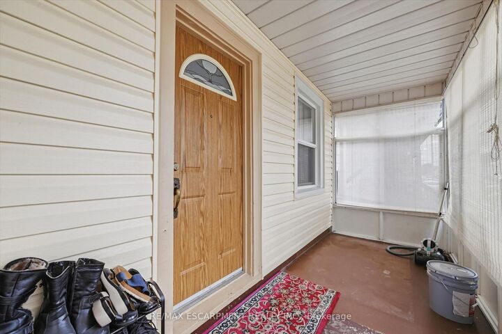 Property Photo: 156 Hope Avenue ON L8H 2E8
