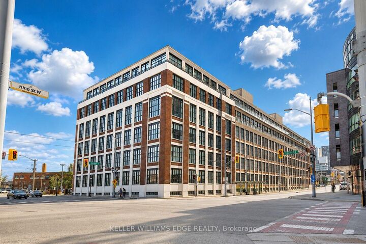 410 King Street W 307 — photo 1