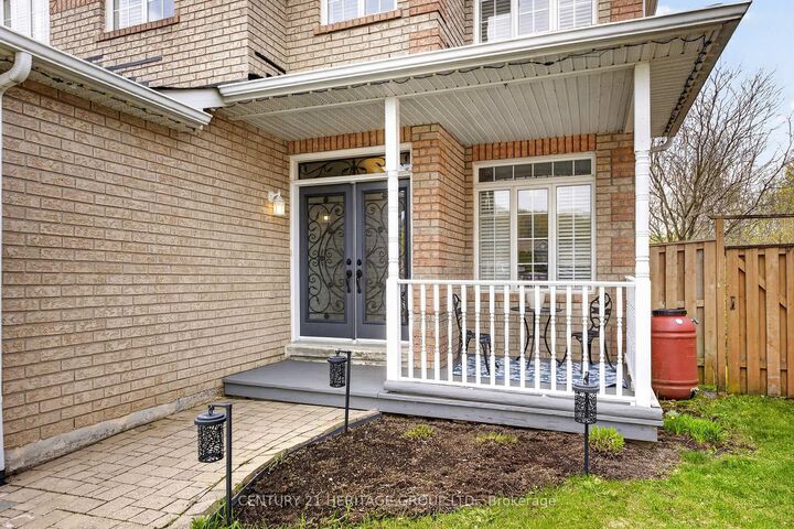 Property Photo: 1858 Emerald Court ON L9S 2A5