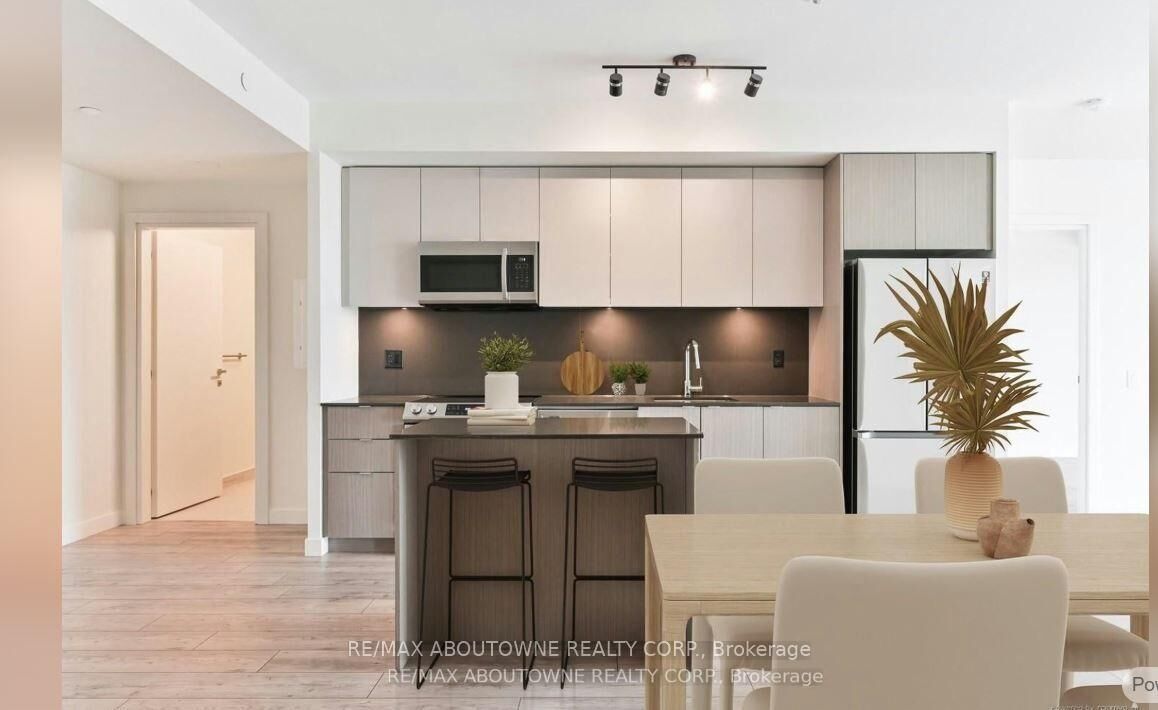 Photo de la propriété:  125 Bronte Road A01208  ON L6L 3C1 