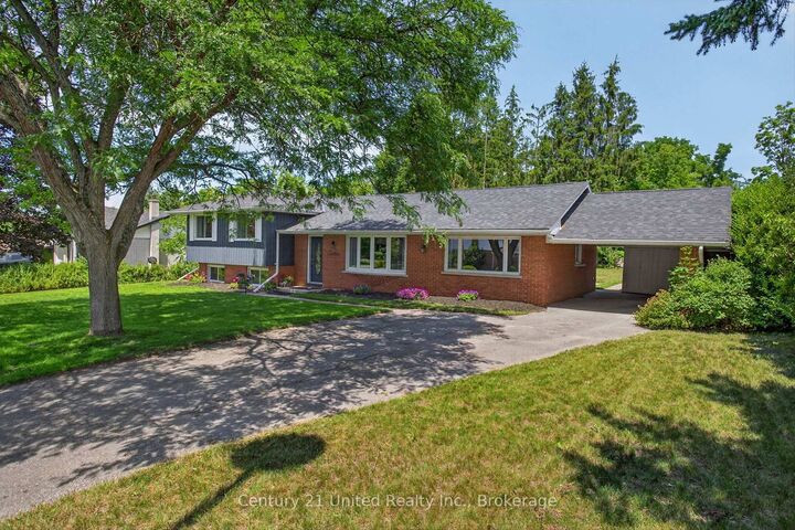 Property Photo: 12 Stewart Drive ON K0L 2H0
