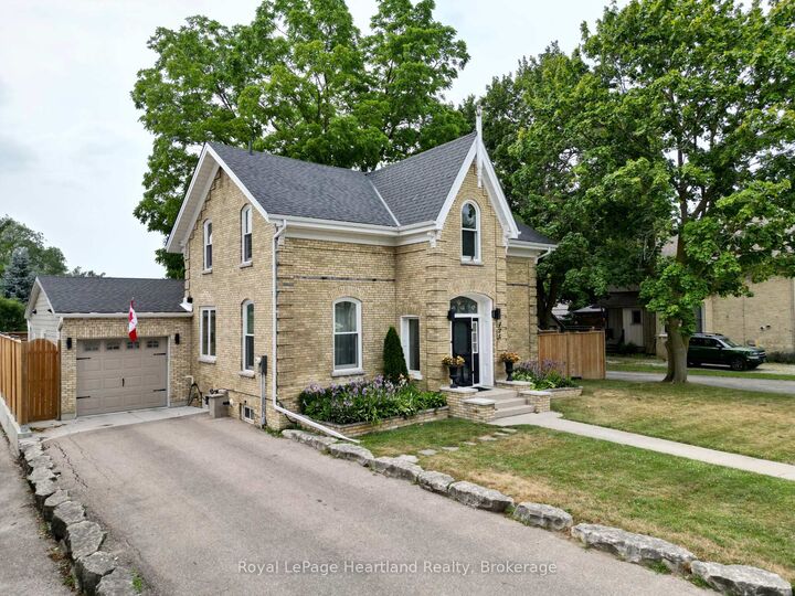 425 William Street — photo 1