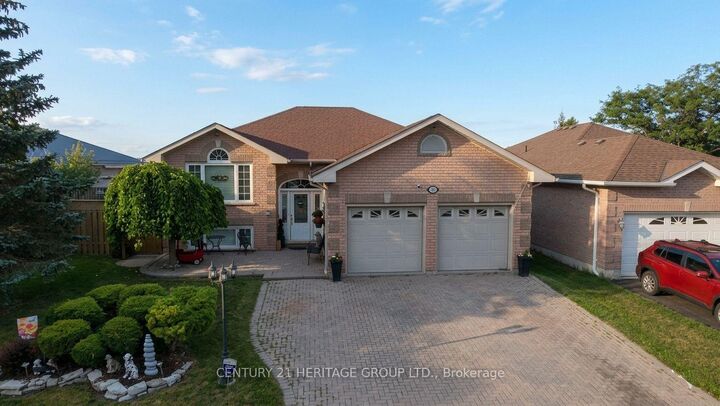 Property Photo: 16 Eakins Crescent ON K9V 6H8