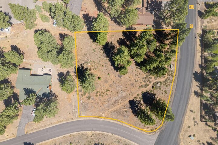Property Photo: 15430 Chelmsford Circle CA 96161-1502