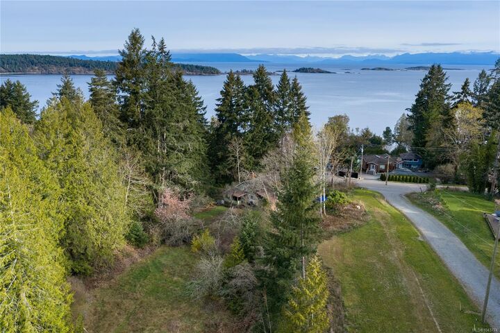 Property Photo: 7709 Lantzville Rd BC V0R 2H0
