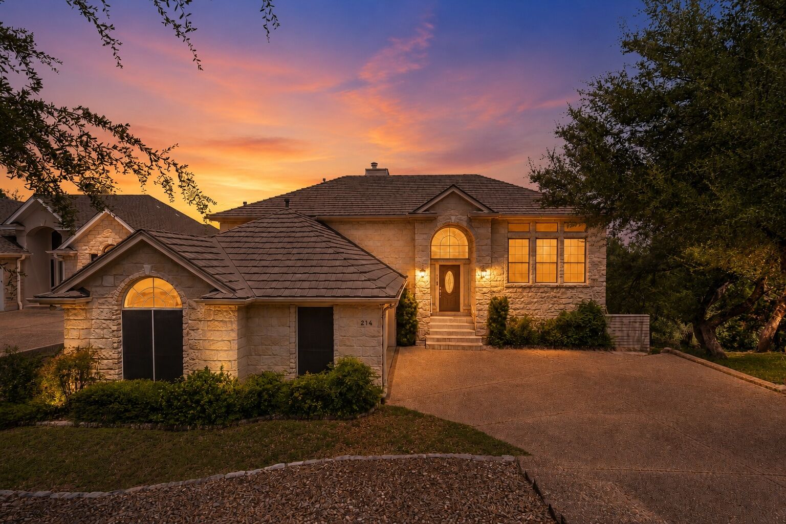 Property Photo:  214 Golf Crest Lane  TX 78734 
