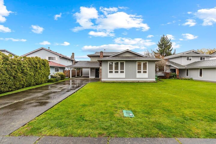 Property Photo: 10760 Seamount Road BC V7A 4P6