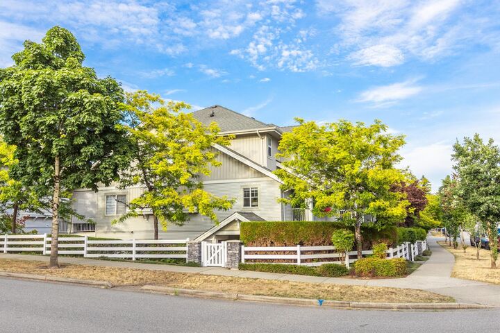 Property Photo: 6568 193B Street 42 BC V4N 5S2