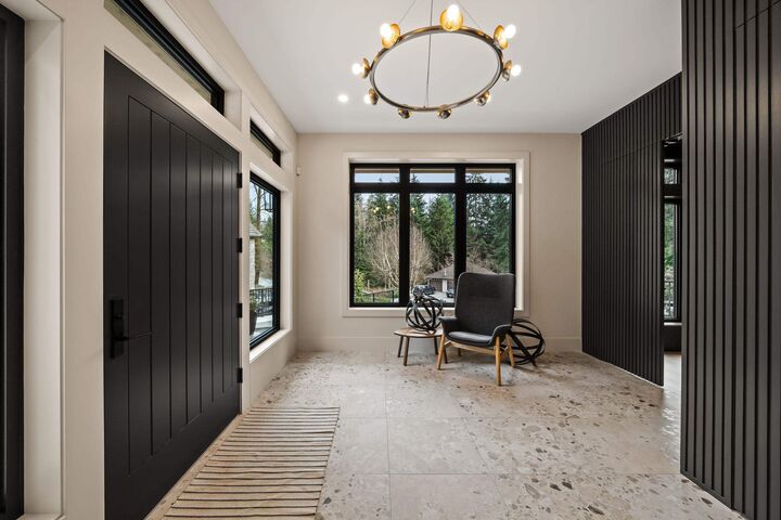Property Photo: 135 Oak Court BC V3H 4W9