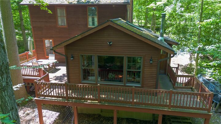 Property Photo:  4107 Braewood Lane  NY 14456 