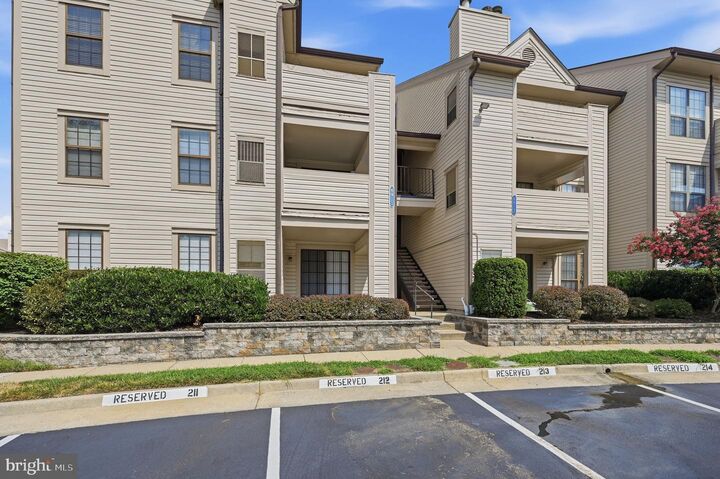 Property Photo: 6911 Mary Caroline Circle A VA 22310