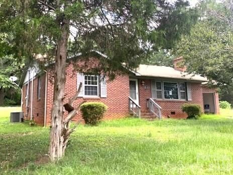 Property Photo:  164 Lynch Street  NC 28139 