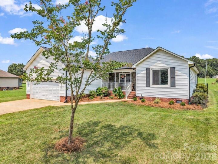 Property Photo:  2630 Highway 182 Highway  NC 28092 