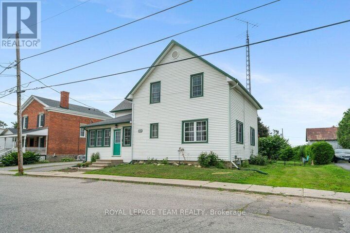 Property Photo: 506 Victoria Street ON K0C 2K0