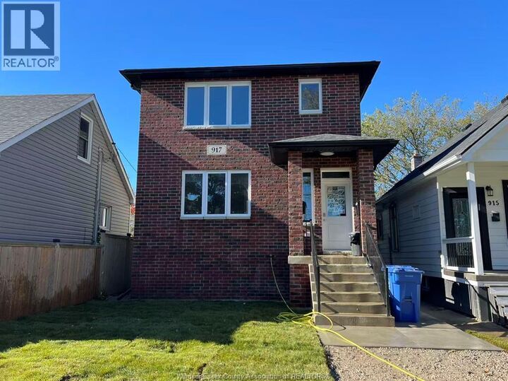 Property Photo:  917 McKay Avenue  ON N9B 2A4 