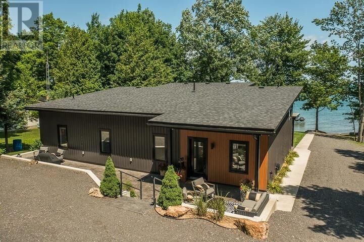 Property Photo:  2978 Soo Mill Rd, Hilton Beach Township  ON P0R 1G0 