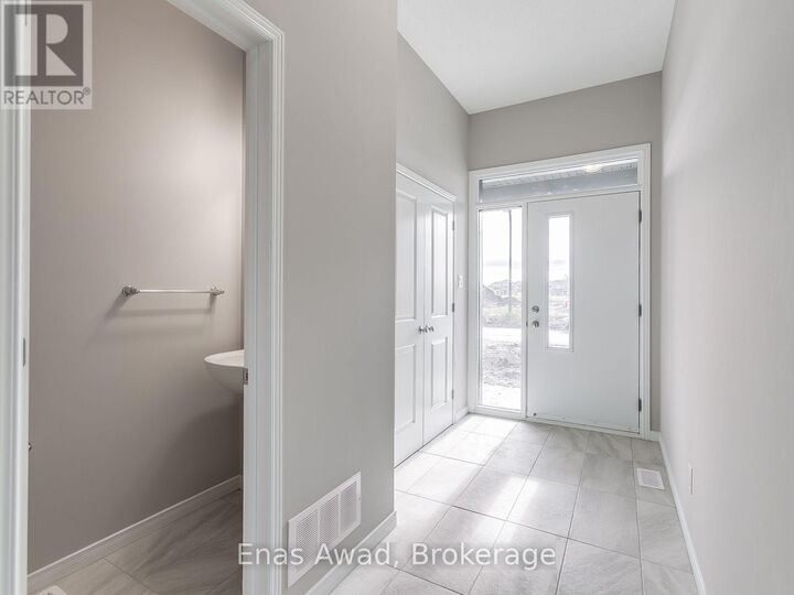 Property Photo:  491 Cope Drive  ON K2V 3P1 