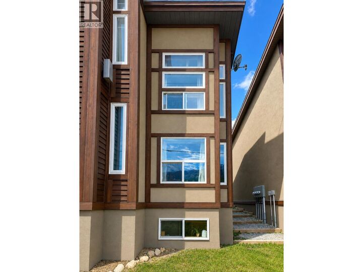 1110 11th Avenue South 3 — photo 1
