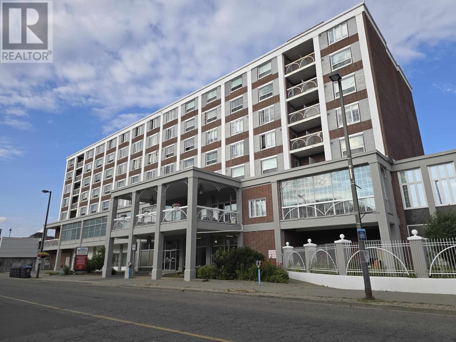 Property Photo: 130 Brodie St South ON P7E 6M3