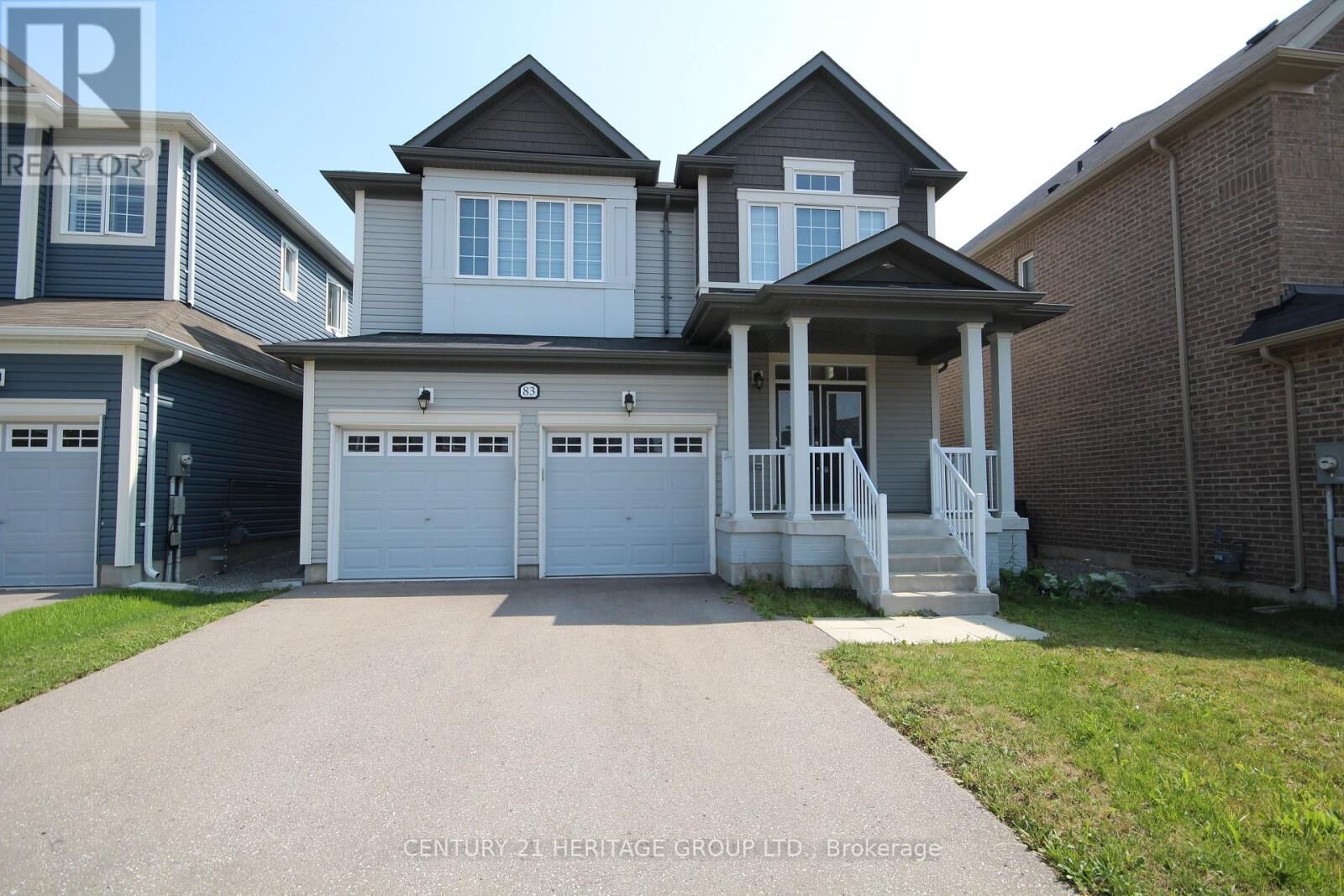 Property Photo:  83 Kingknoll Crescent  ON L4P 0H8 
