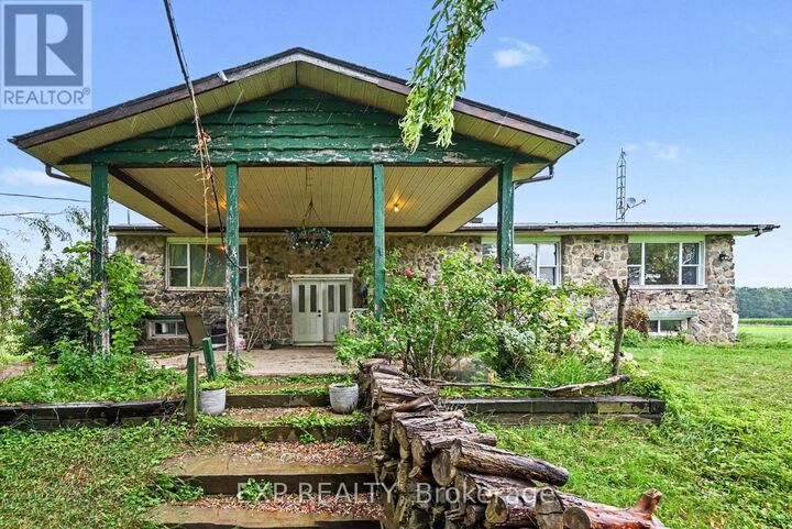 5233 3rd Line Road — photo 1