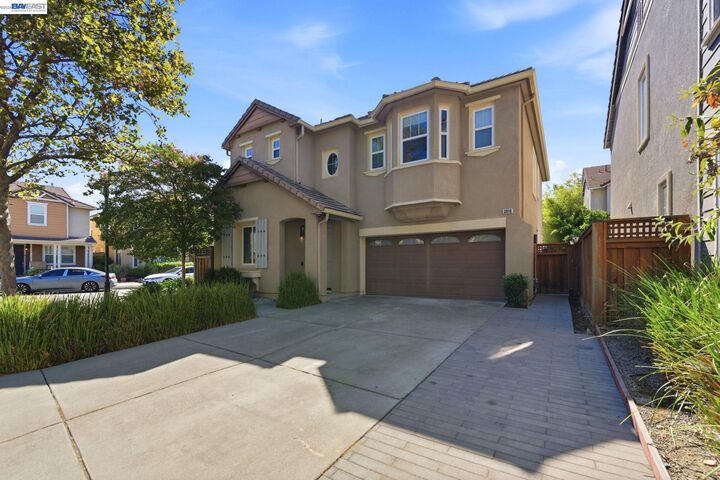 Property Photo:  3910 Hidden Grove Ln  CA 94519 