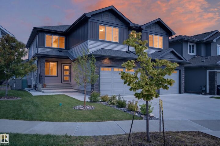 Photo de la propriété: 4703 41 Street AB T4X 2A8