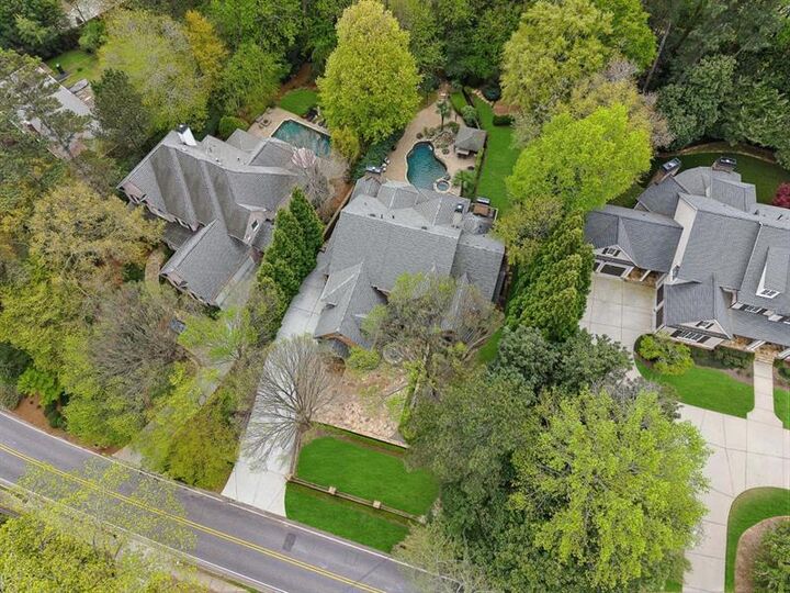 Property Photo:  4966 Long Island Drive  GA 30327 